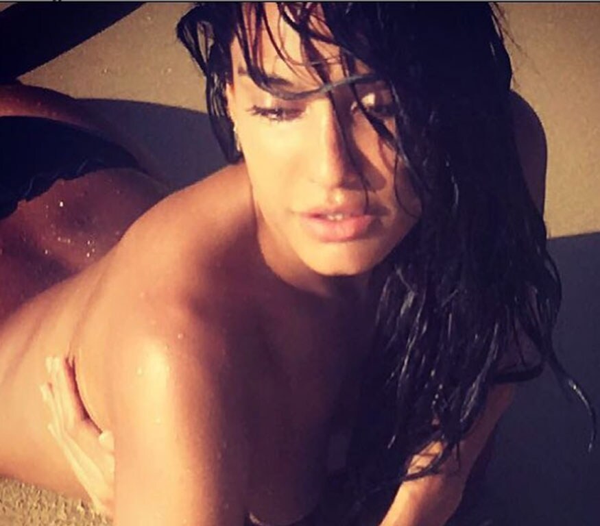 In 2017 Lisa gave birth to their son Jack. Recently she has become a mother again. Photo courtesy- @ lisahaydon / Instagram "class =" lazy