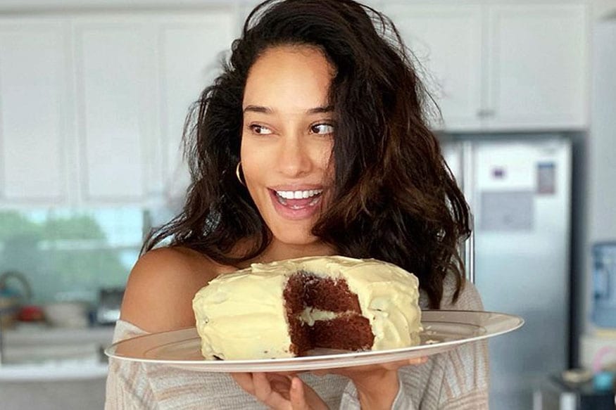   17 June means Special Day of today's birthday girl, model and actress Lisa Hayden. Today she is celebrating her 34th birthday. Lisa was born on 17 June 1986 in Chennai. Photo courtesy- @ lisahaydon / Instagram